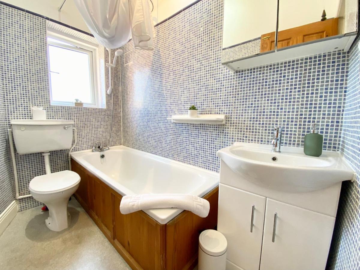 8 Margaret Road, Whitley Bay Daire Dış mekan fotoğraf