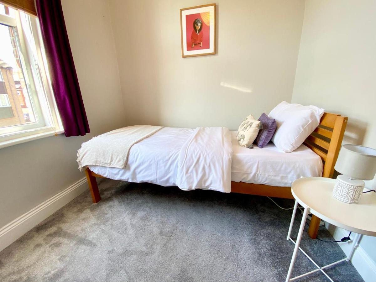 8 Margaret Road, Whitley Bay Daire Dış mekan fotoğraf